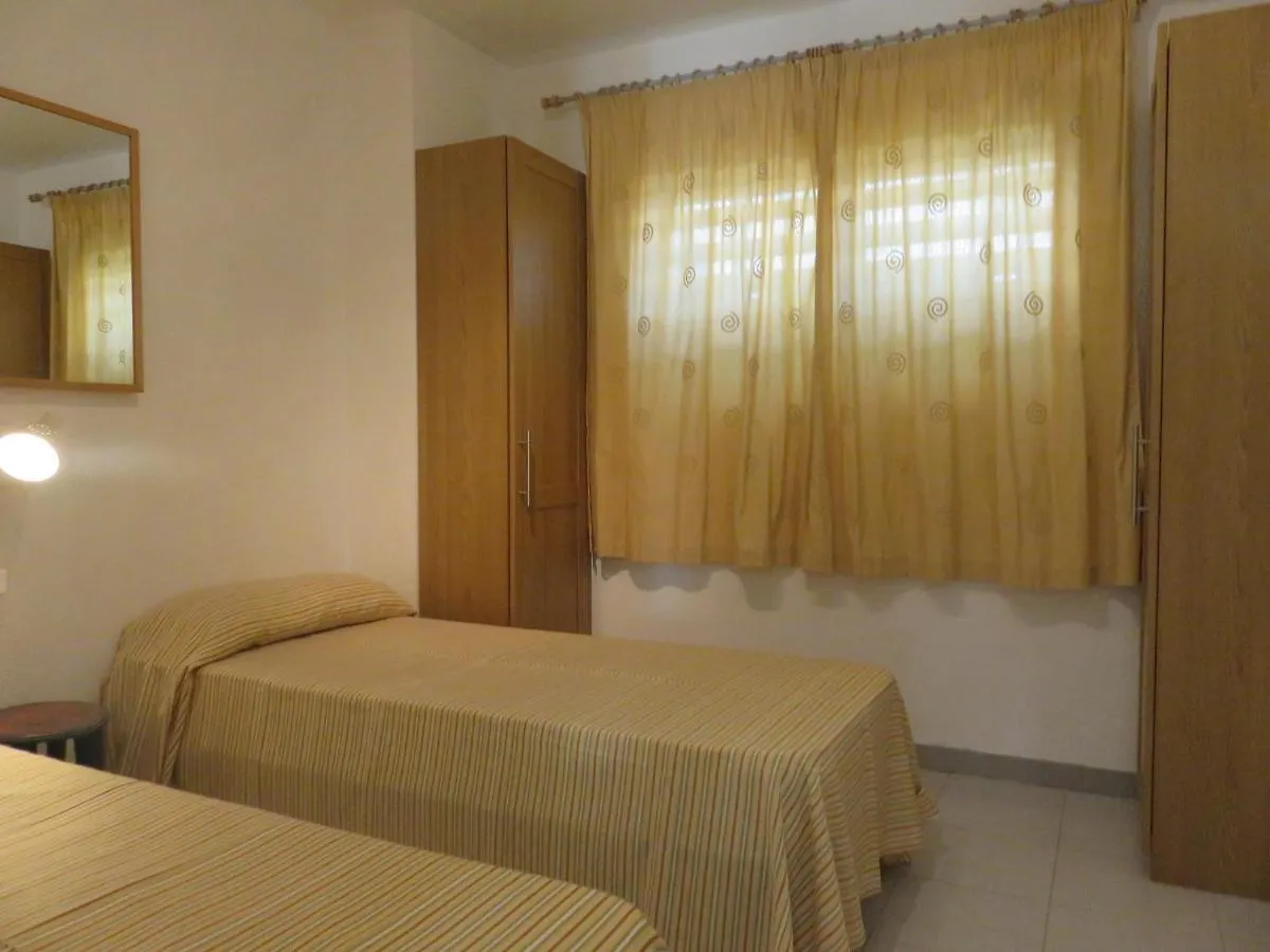 Apartamentos Mar D'Or L'Estartit 0*,  Spain